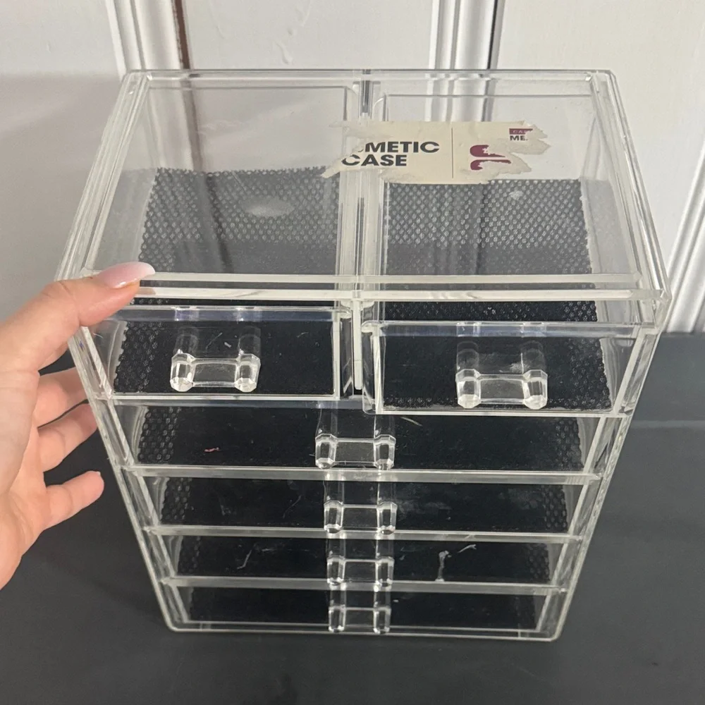 OAS Transparent Acrylic Makeup Organizer